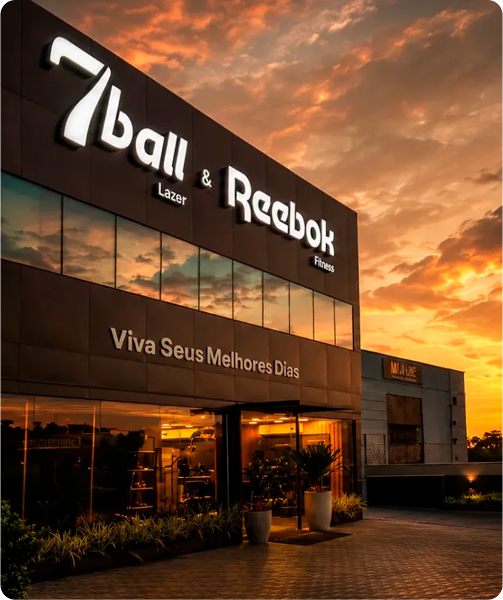 Fachada da 7Ball ao entardecer