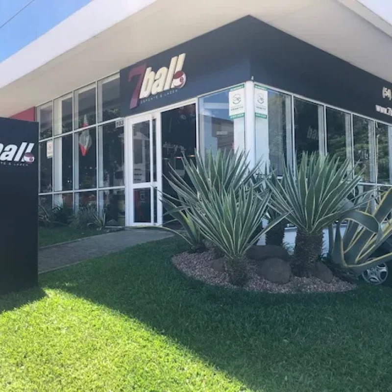 Fachada da loja 7Ball em Caxias do Sul